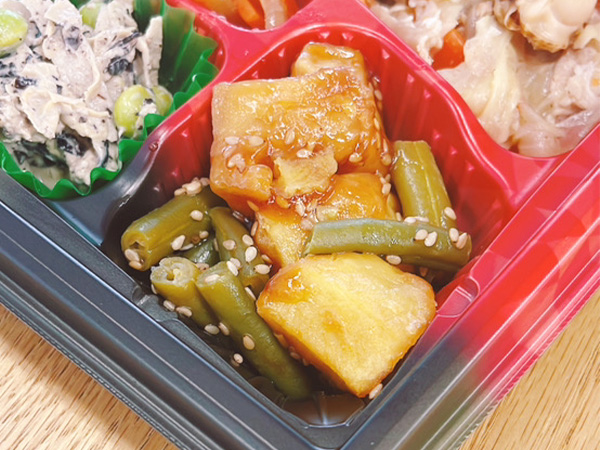 ワタミの宅食「お弁当・お惣菜」「まごころ御膳」メニュー名:さつま芋の金平
