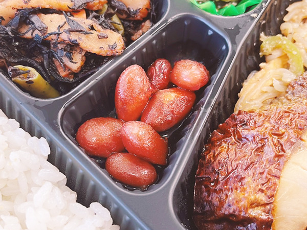 ワタミの宅食「お弁当・お惣菜」「好い日の御膳」メニュー名：金時豆