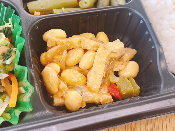 ワタミの宅食「お弁当・お惣菜」「好い日の御膳」メニュー名：大豆と野菜の中華炒め